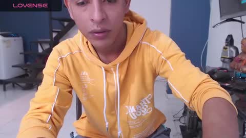 Snapshot of hardsexlove08 chatting on 01-24-25, 05:32 Andres Dean online show from 01-24-25, 05:32