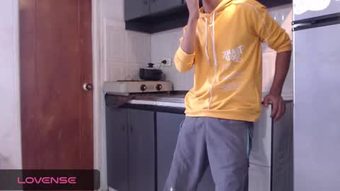 Snapshot of hardsexlove08 chatting on 01-24-25, 08:32 Andres Dean online show from 01-24-25, 08:32