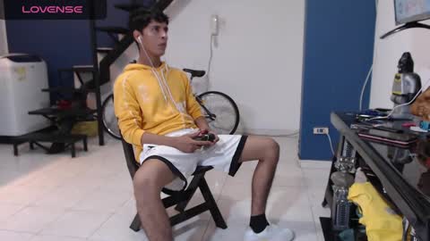 Snapshot of hardsexlove08 chatting on 02-14-25, 03:00 Andres Dean online show from 02-14-25, 03:00
