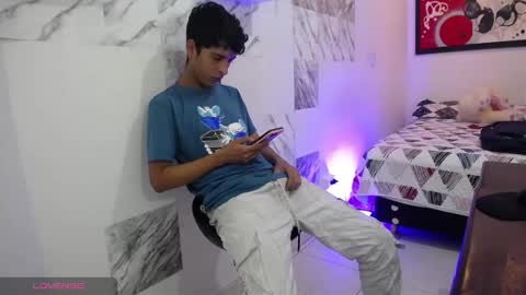Snapshot of hardsexlove08 chatting on 03-01-25, 08:21 Andres Dean online show from 03-01-25, 08:21