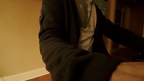 Tom online show from 10-18-25, 10:54