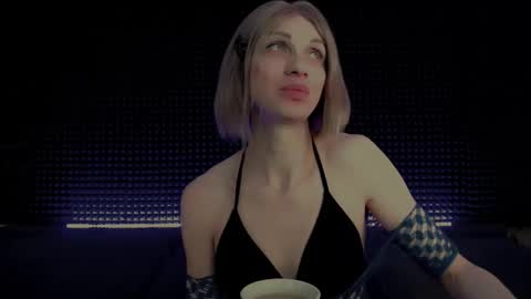 Snapshot of hardy_green chatting on 01-16-26, 02:59 Miss Hardy online show from 01-16-26, 02:59