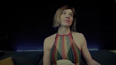 Snapshot of hardy_green chatting on 02-18-26, 05:58 Miss Hardy online show from 02-18-26, 05:58