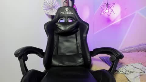 Hares online show from 01-17-25, 04:04