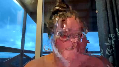 Snapshot of harlequincurve chatting on 04-11-26, 04:28 Fiiona online show from 04-11-26, 04:28