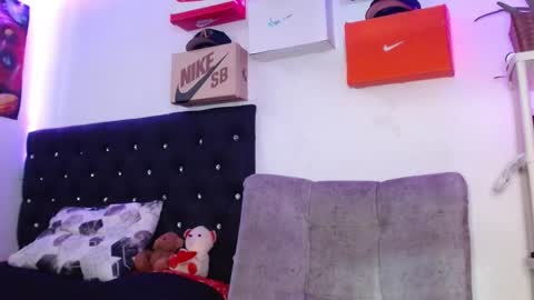 Snapshot of harley_quinnn111 chatting on 02-13-25, 07:31 harley_quinnn111 online show from 02-13-25, 07:31