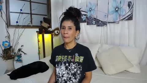 Snapshot of harley_quinns1 chatting on 01-13-25, 08:58 harley_quinns1 online show from 01-13-25, 08:58