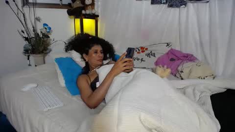 Snapshot of harley_quinns1 chatting on 02-13-25, 10:11 harley_quinns1 online show from 02-13-25, 10:11