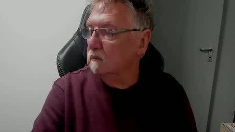 Manni online show from 10-03-25, 11:51