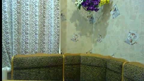 Snapshot of harleymid chatting on 02-20-26, 04:29 Mery online show from 02-20-26, 04:29