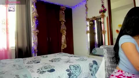 Natii  online show from 12-26-24, 06:33