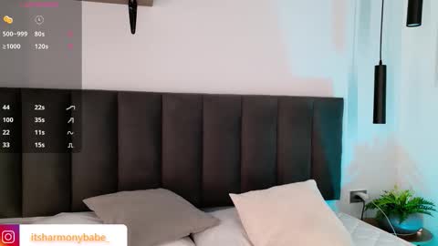 Snapshot of harmonybabe_ chatting on 01-18-26, 08:23 Harmony online show from 01-18-26, 08:23