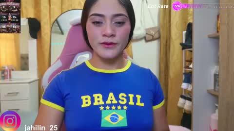 harperzoe online show from 10-18-25, 08:09