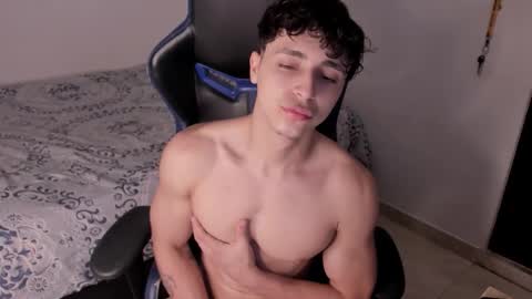 harry_p01 online show from 02-06-26, 05:45