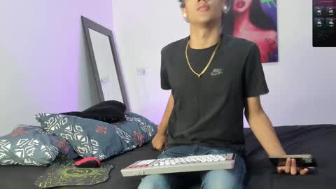 HARRY online show from 02-11-25, 01:20