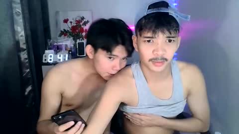 Michael18 online show from 03-10-25, 07:42