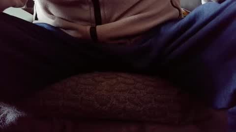 Snapshot of hartl1112 chatting on 11-28-25, 10:18 hartl1112 online show from 11-28-25, 10:18