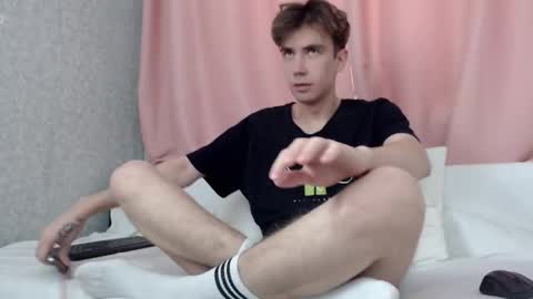 Snapshot of harvey_foster chatting on 12-14-25, 09:14 harvey_foster online show from 12-14-25, 09:14