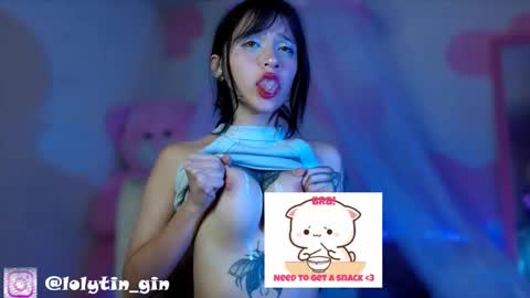Snapshot of harypeath_ chatting on 09-18-25, 12:12 Im Emily and I could be the love of your life online show from 09-18-25, 12:12