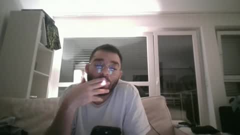 Snapshot of hash420 chatting on 02-16-25, 10:43 hash420 online show from 02-16-25, 10:43