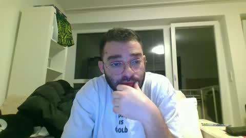 Snapshot of hash420 chatting on 02-18-25, 12:15 hash420 online show from 02-18-25, 12:15