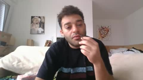 Snapshot of hash420 chatting on 10-05-25, 09:40 hash420 online show from 10-05-25, 09:40