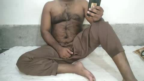 Snapshot of hasib212 chatting on 11-12-25, 09:32 Mr. Devil online show from 11-12-25, 09:32