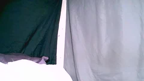 Snapshot of hasimina09 chatting on 10-23-25, 03:11 hasimina09 online show from 10-23-25, 03:11