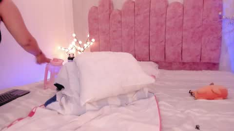 Snapshot of hasret_sesim chatting on 03-01-25, 07:51 hasret_sesim online show from 03-01-25, 07:51