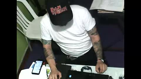 hathor kadesh online show from 03-02-25, 12:42