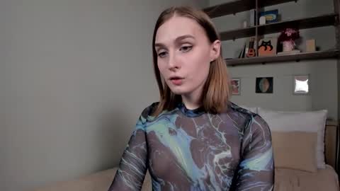 Snapshot of havagooday chatting on 11-20-25, 06:24 Mia online show from 11-20-25, 06:24