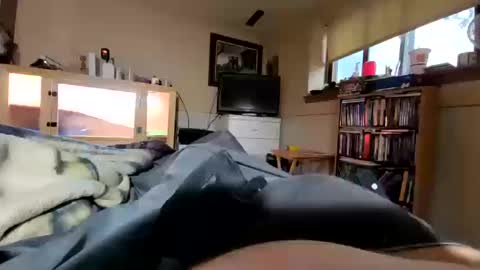 Snapshot of hawkfan1888 chatting on 10-18-25, 09:37 hawkfan1888 online show from 10-18-25, 09:37