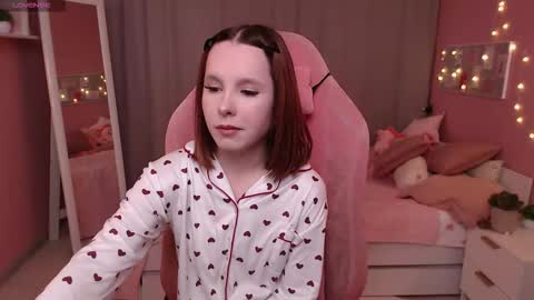 Mia online show from 02-14-26, 07:38