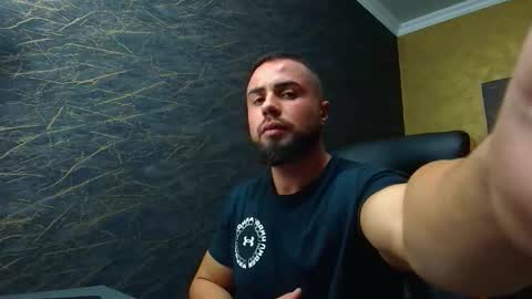 Snapshot of hayeswood chatting on 11-04-25, 05:50 HayesWood online show from 11-04-25, 05:50