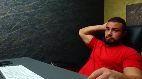 Snapshot of hayeswood chatting on 11-09-25, 05:39 HayesWood online show from 11-09-25, 05:39