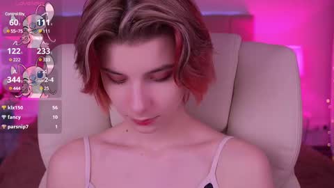 haylaamber online show from 02-17-25, 01:10