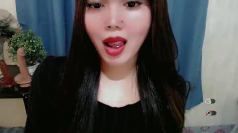 Snapshot of haylee_slut chatting on 01-01-25, 12:21 haylee online show from 01-01-25, 12:21