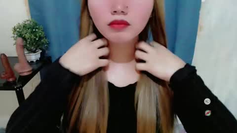 Snapshot of haylee_slut chatting on 01-11-25, 01:37 haylee online show from 01-11-25, 01:37