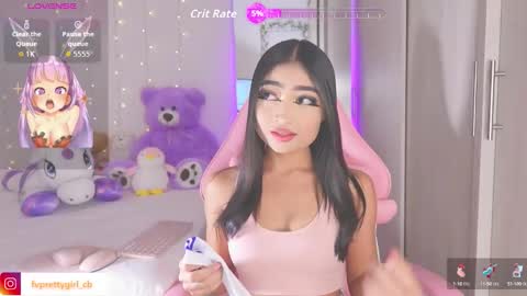 Snapshot of hazelbabee_ chatting on 09-15-25, 07:30 Lynn online show from 09-15-25, 07:30