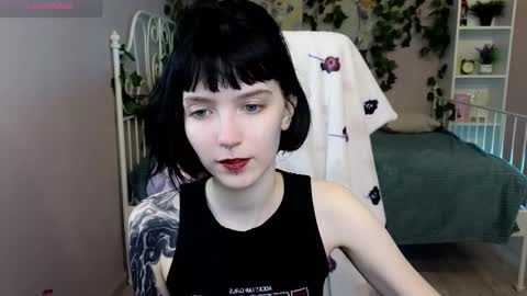 Snapshot of hazeltompson chatting on 11-09-25, 08:29 hazeltompson online show from 11-09-25, 08:29