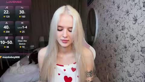 Snapshot of healing__girl chatting on 01-22-25, 08:18 Valeria online show from 01-22-25, 08:18