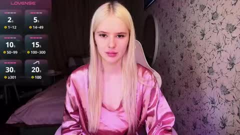 Snapshot of healing__girl chatting on 02-10-25, 09:04 Valeria online show from 02-10-25, 09:04