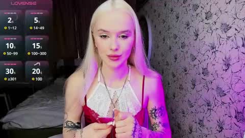Snapshot of healing__girl chatting on 02-17-25, 09:24 Valeria online show from 02-17-25, 09:24