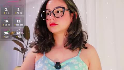 hearmymoans_18 online show from 11-30-25, 07:18