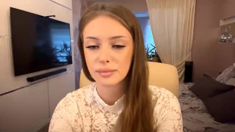 Mona online show from 11-11-25, 09:09