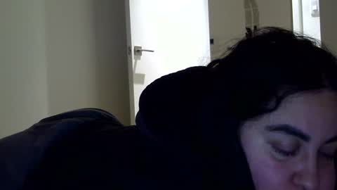 heatwavee online show from 12-18-24, 12:43