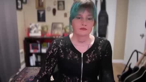 Saoirse online show from 12-04-24, 05:05