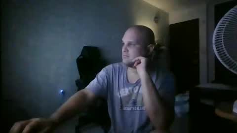 Heavy Rebell online show from 02-25-25, 07:09