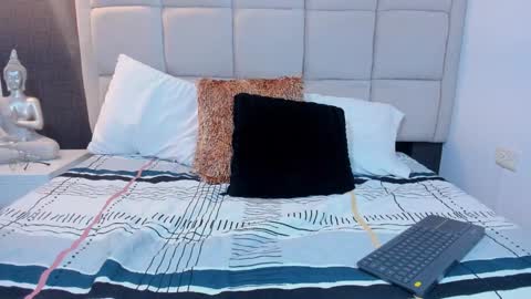 Keira Hecate online show from 01-03-25, 09:47