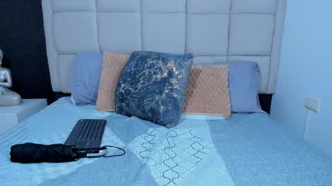 Keira Hecate online show from 01-10-25, 07:54